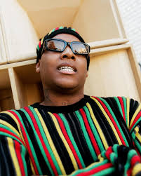 A LOT OF BLOOD SWEAT & TEARS WENT INTO THIS ONE!! BUT WE DID IT!! FR FR  @tre.akula & @aaverymedina 🙈❤️ WELCOME TO ISSUE TWO OF BULLY MAGAZINE! 📗  1 OF 4