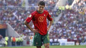 Ya, kejadian bermula saat rooney melakukan pelanggaran keras ketika dia membela timnas inggris saat melawan portugal di babak perempat final. Cristiano Ronaldo Pengubah Nasib Timnas Portugal