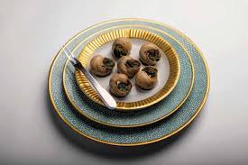 Escargots Farcis La Recette De Didier Ludot Et Felix Farrington Recette En 2020 Recette Escargot Recette Du Monde Escargot
