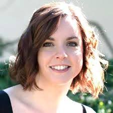 Jane Pinto's Instagram, Twitter & Facebook