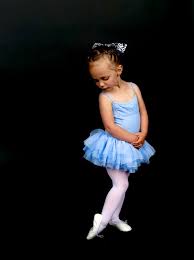 25 Best Ideas About Little Girl Ballerina On Pinterest Little Dance Picture Poses Dance Photography Poses Dance Poses