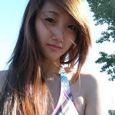 Lindsey Chen's Instagram, Twitter & Facebook