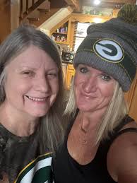 Aunt Fave gets a special Christmas cup