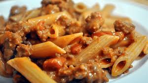 1) per la preparazione dei paccheri ripieni con borragine e salsiccia taglia i datterini in due per lungo. Pasta Salsiccia Funghi E Pomodoro La Golosita Al Potere