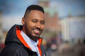 Said ahmed kertoi aiemmin iltalehdelle toivovansa, että hän pääsisi tekemään historiaa olemalla suomen ensimmäinen somalitaustainen kansanedustaja. Suldaan Said Ahmed Becomes Finland S First Somali Born Mp Yle Uutiset Yle Fi