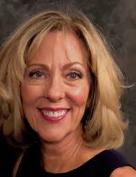 Janet Petrillo's Instagram, Twitter & Facebook