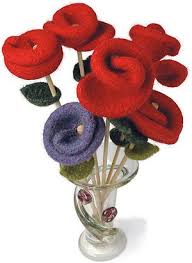 Designer anneke wiese notes that if you join a few dozen of these flowers made in dk weight yarn you'll have a beautiful floral baby blanket. How To Knit Flowers 39 Easy Knitting Patterns Allfreeknitting Com