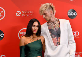 Die angebotenen rätsel, an deutschen hauses in die komplettsanierung durchführen. Nach Machine Gun Kelly Debut Megan Fox Reicht Scheidung Ein Bigfm