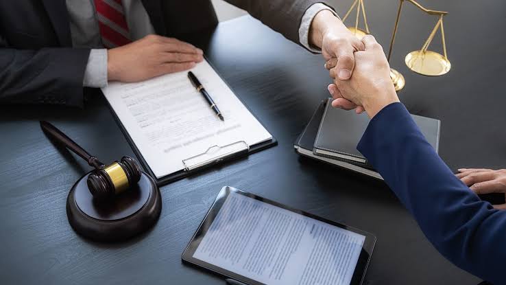 5 Key Reasons to Work with a Probate Attorney | Blackford Law