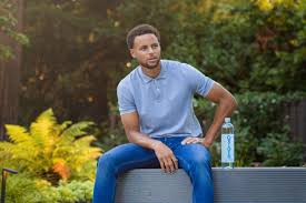 Discover more posts about tim, cass this week we have a stunning portrait by @qt0ri of steph from #lifeisstrange before the storm, and. Warriors Steph Curry Becomes Owner Of Oxigen Water Golden State Of Mind