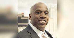 Moyo Wills's Instagram, Twitter & Facebook