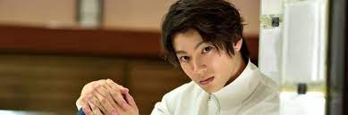 nhk連続テレビ小説 なつぞら で演じた 家業の和菓子屋を継がずに俳優を目指す小畑雪次郎役が 山田裕貴自身が辿ってきたストーリーと重なった プロ野球選手だった父を持ち 中学3年まで野球を続けながら プロになることを諦め俳優を目指した 29歳 カメレオン俳優