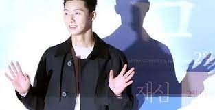 He is best known for his roles in the television dramas kill me, heal me, she was pretty, hwarang: Park Seo Joon Girlfriend Ex Girlfriend And Wife 2021