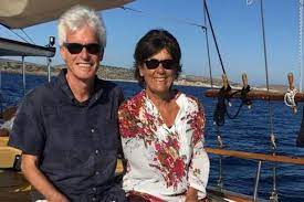 Peter neumair e laursa perselli sono scomparsi nella gelida sera del 4 gennaio, ma l'allarme è stato dato solo nel pomeriggio del giorno successivo dalla figlia madè, 26 anni, che vive a monaco di. E Di Peter Neumair Il Cadavere Ritrovato Sull Adige A Ravina Riconosciuto Dall Orologio La Voce Del Trentino