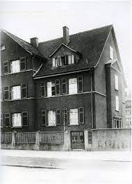 Es besteht seit dem 3. P2 Anne Und Ihre Familie Anne Frank Zentrum Ausstellung Peer Education Bildungsarbeit