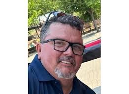 Glenn Mayhew's Instagram, Twitter & Facebook