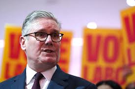 Three-Way Manchester Contest Highlights Peril for Starmer in UK - Bloomberg