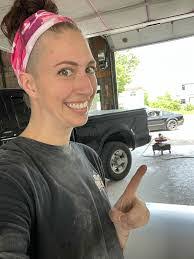 Amber Lima's Instagram, Twitter & Facebook