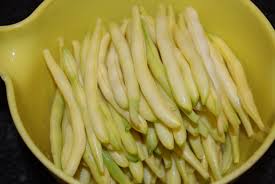 · 2 ½ cups white vinegar · ½ cup white wine vinegar · 1 ½ cups water · 2 tablespoon sugar · 3 tablespoon salt · 8 red thai chili . Pickling Yellow Wax Beans Sweet And Spicy Livingnaturalena