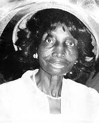 Roslyn Tiny Newbold Saunders