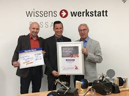 Cookies sind hilfreiche datenpakete, die es uns als anbieter erleichtern, ihnen eine optimal bedienbare webseite anzubieten. Sparda Bank Ostbayern Unterstutzt Wissenswerkstatt Wissenswerkstatt Passau E V