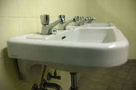 Check spelling or type a new query. How To Fix A Hole And Crack In A Porcelain Sink Whospilled