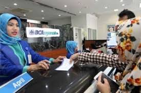 Potensibisnis.com menyajikan daftar lengkap jadwal buka bank bri, bni, dan bca ppkm darurat sebagai berikut. Catat Bro Ini Jam Buka Tutup Bank Bca Mandiri Bri Btn Dan Bni Selama Ppkm Berlangsung Motorplus
