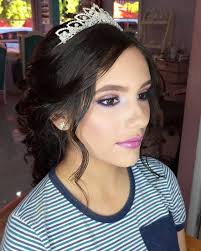 It's not easy to achieve the quinceanera hairstyle, so it's best to always go to a stylist. Quinceanera Makeup Ideas 2018 Ideasparamisquince Com