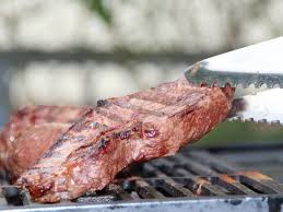 Den Schwenkbraten Nach Saarlandischer Art Selber Einlegen In 2020 Steaks Auf Dem Grill Bbq Essen Gegrillte Steak Rezepte