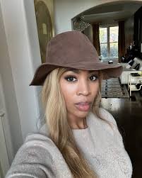 Donnette Dawn (@donnette_dawn) · Instagram 照片和视频