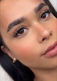 I'm a licensed lash artist with over 3 years of experience 🎀✨welcoming new  clients in League City, TX, and I'm passionate about creating beautiful,  healthy lashes. I take pride in precise isolation