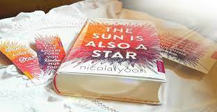 Yara shahidi, charles melton, jake choi and others. Rezension The Sun Is Also A Star Von Nicola Yoon Tintenmeer