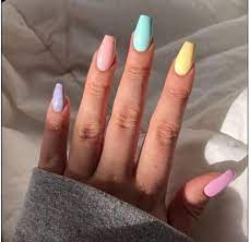 Února, a jakékoli sezónní nail art pro podzim, zima, jaro a léto, pomocí trend v sezóně nehty, jako je listí, snezhinochka, květiny, fruktiki. Top Gelove Nehty 2021 Donela Cz