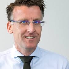 It's been a while... but I still have very fond memories of my three  graduations over the last 1.5 years! First, I graduated from the MSc in  Global Health Science & Epidemiology