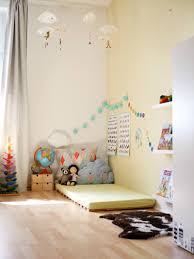 Ein hochbett aus ikea kallax regalen bett in 2019 ikea. Michels Kinderzimmer Mit 2 5 Jahren Montessori Blog Shop Montiminis