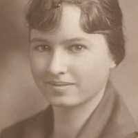 Esther M Combes (1903–1983) • FamilySearch