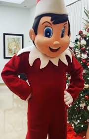 El Duende Mágico ya confirmó su visita este viernes 6 de diciembre. Trae a  tus niños para que lo conozcan y se retraten con él. Ven pa'l Pueblo desde  las 6pm.