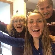 Mary Floren's Instagram, Twitter & Facebook