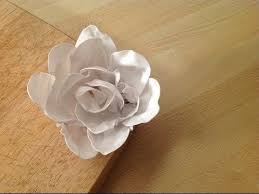 Rose Basteln Aus Plastikloffel Youtube Rosen Basteln Basteln Handwerk Und Basteln