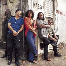 There is a minute or so discussion and we are told and madame jocelyne repeats so the difference is in the instruments that are used, the guitar is more up front in the kompas, the guitar plays almost like a piano and the way of playing with the cymbals and. Top Kassav Albums Last Fm