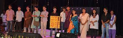 Initially, the university was an overarching examining body, with all teaching taking place at affiliated. Affiliated Colleges
