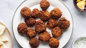How To Make Falafel With This Classic Recipe
