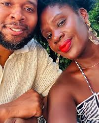 actually, yes. you can have everything you desire. and then some🖤