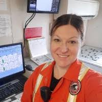 100+ profilů „Fetter“