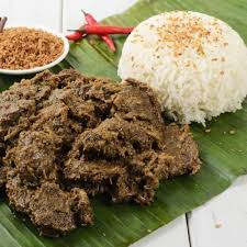 It is prepared with long grain (or medium grain) rice and coconut milk, along with ginger, onion, and pandan (screwpine) leaves. 5 Nasi Lemak Restaurants With Delivery Service In Kl Grab My