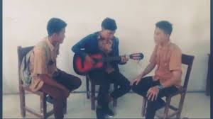 Bagas pe laut i.ale amang. 25 Lagu Batak Elvi Pics