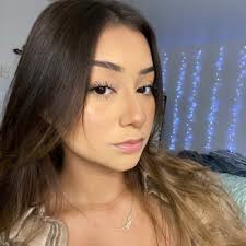 Daisy Calderon (@d8iisy)