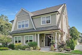 Zillow Has 739 Homes For Sale View Listing Photos Review Sales History And Use Our Detailed Real Estate Filters To Find The Perfect Home Zillow House Styles