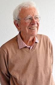 Robert Ayer, Rossens