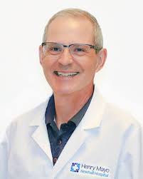 Dr. James Weagley Joins Henry Mayo Newhall Primary Care